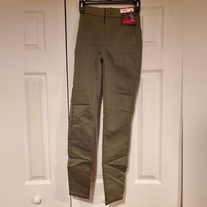 No Boundaries Super Curvy High Rise Jeggings XS (1) NEW